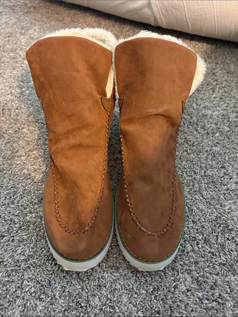 Cozy Suede Winter Boots - Tan